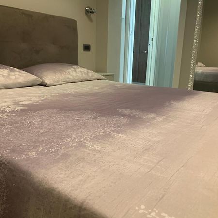 Casa Eva Con Piscina Privata Apartment Moniga del Garda Ngoại thất bức ảnh